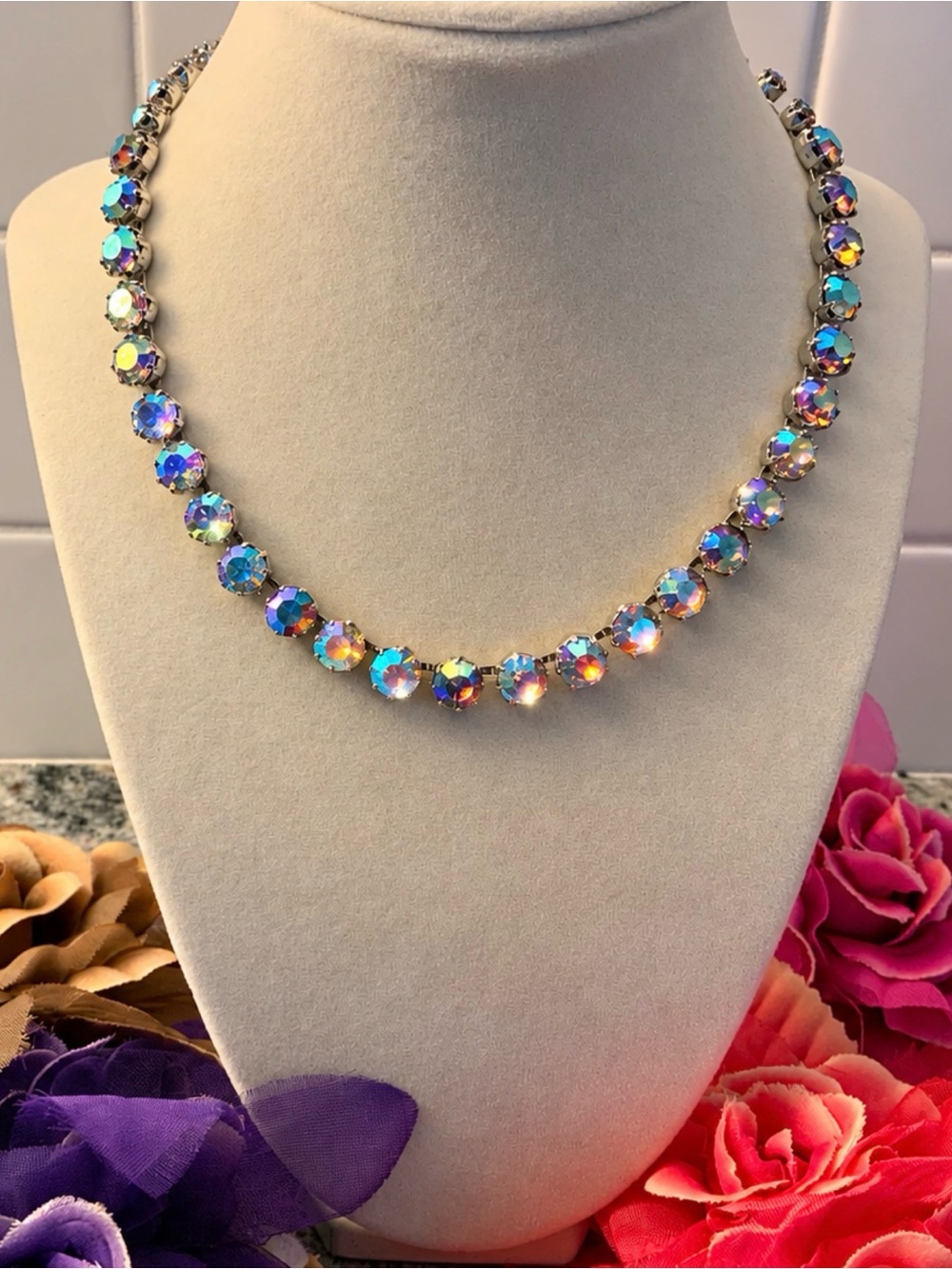Albert Weiss signed vintage aurora borealis Crystal Necklace